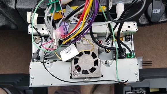 MediaCenter Joying im Ducato einbauen 9 20210226 125555