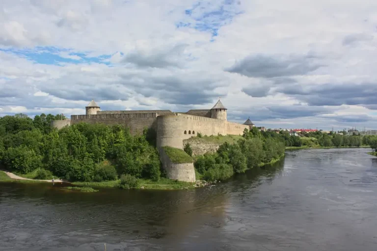 narva burg