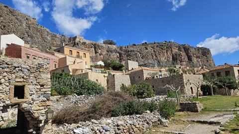 Monemvasia, von Ober- und Unterschicht 3 monemvasia 110802 r