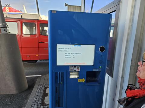 Die Norwegentour beginnt 3 eincheck terminal r