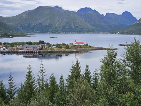 Lofoten- Natur pur, viele Touristen 3 lofoten 160353 r
