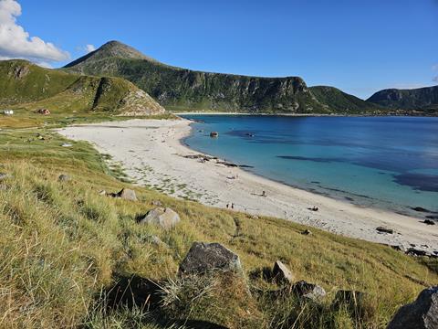 Lofoten- Natur pur, viele Touristen 11 lofoten 180342 r