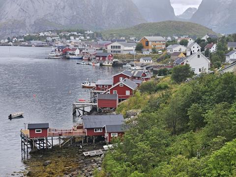 lofoten 182946 r