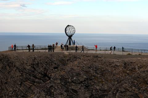 nordkap globus 0324 r 1
