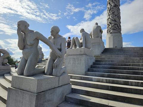 oslo 130842 r