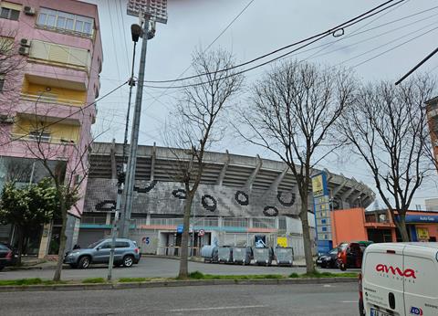 Shkodra - Eine Stadt der Gegensätze 15 Stadion Shkodra