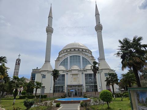 Shkodra - Eine Stadt der Gegensätze 24 Zentralmoschee