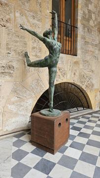 24 123656normannenskulptur r