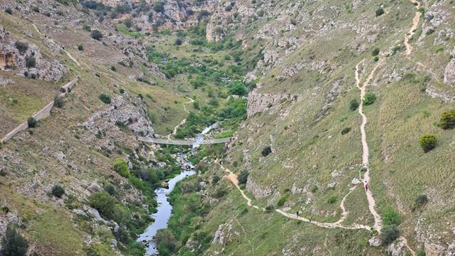 Sassi di Matera 6 Tibetische Brücke