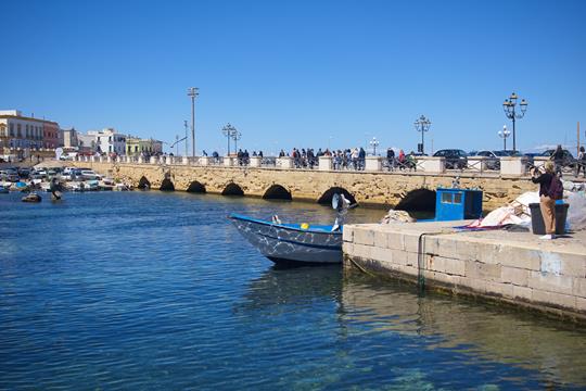 Gallipoli - Perle in Apulien 1 greca img 2430 r