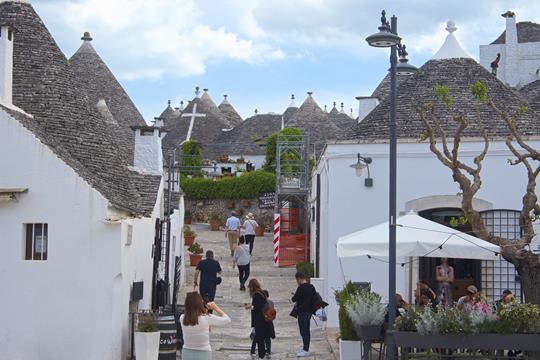 img24 trulli2541