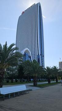 24 135758 r 1