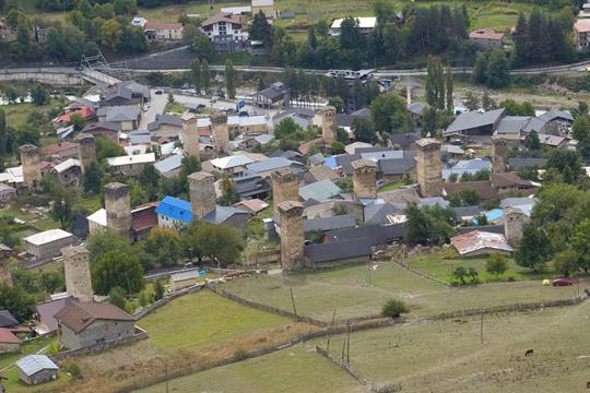 Mestia – Bergstadt im Kaukasus