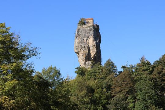 kaszchi säule kloster