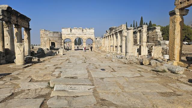 Hierapolis und Pamukkale 17 hierapolis 114910 r