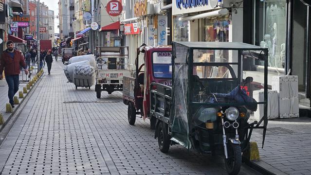 istanbul 112228 r
