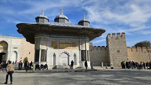 istanbul 125845 r