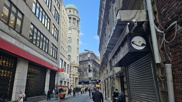 istanbul 133646 r