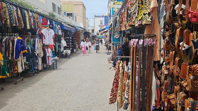 Essaouira - Viele Touristen 15 essaouira 135005 1 r