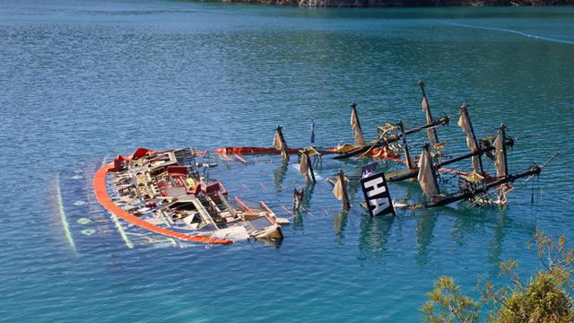 Fethiye Schiffe und Felswände