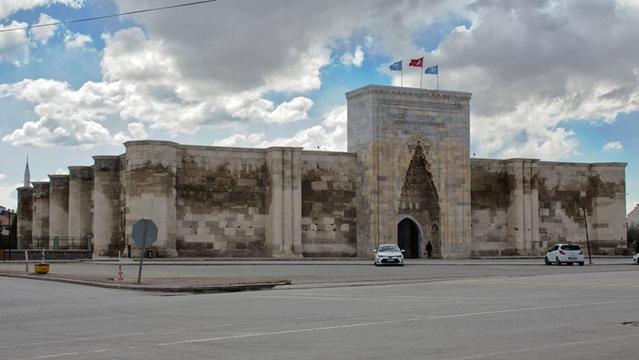 Sultanhani