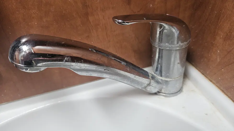 Wasserhahn undicht 8 Badhahn 1